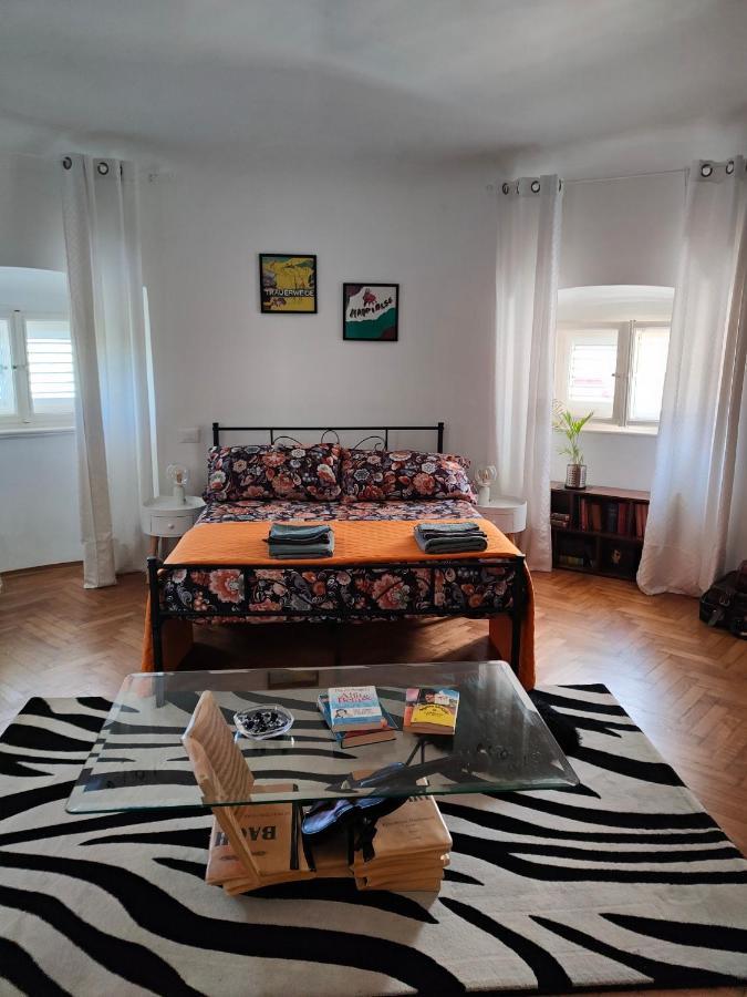 Volta 8 Rooms Terst Exteriér fotografie
