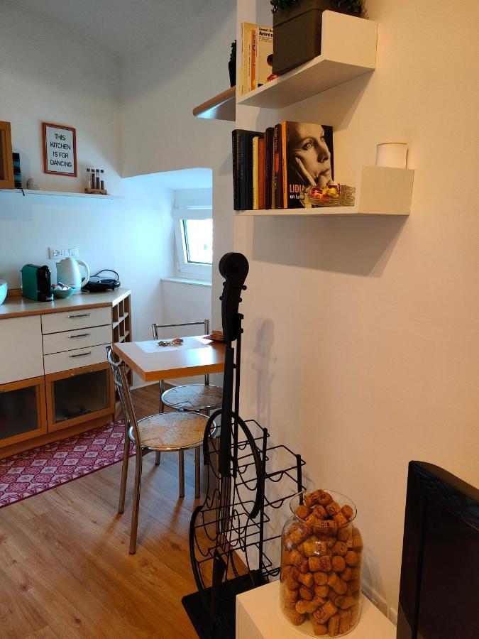 Volta 8 Rooms Terst Exteriér fotografie