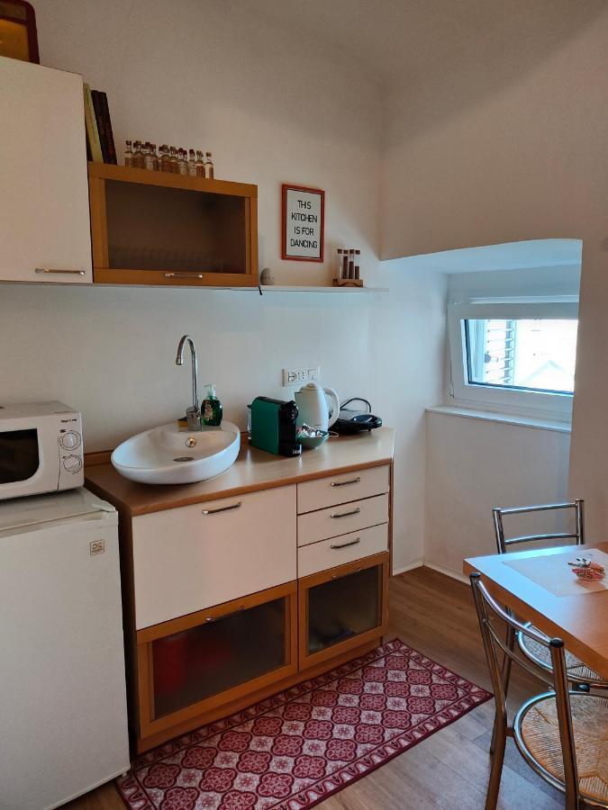 Volta 8 Rooms Terst Exteriér fotografie